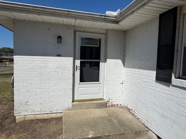 Building Photo - 480 Diven Ln