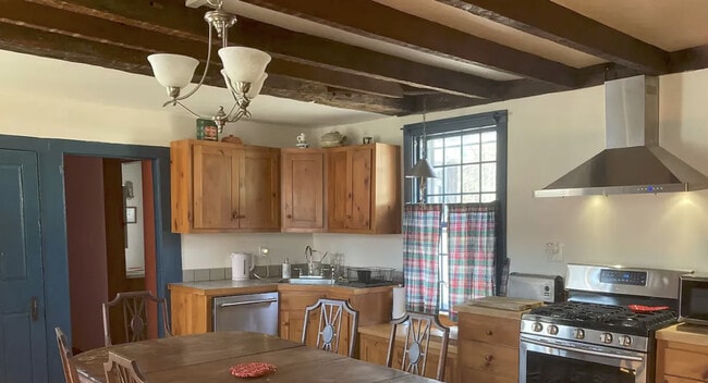 Building Photo - 2 Ashuelot Main St