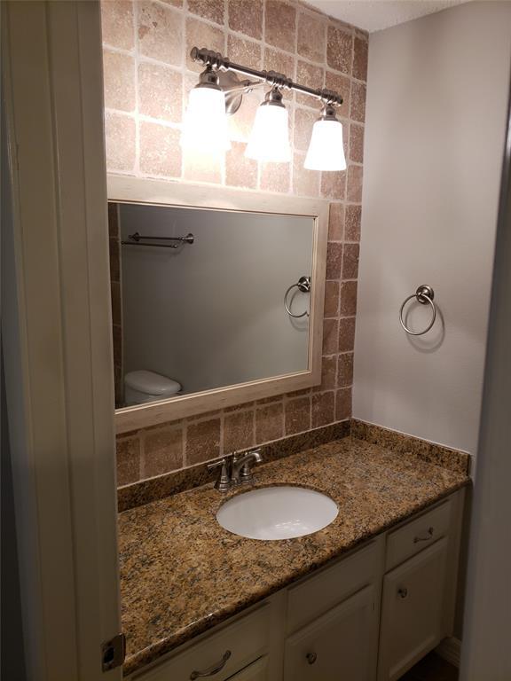 Foto del edificio - 3616 Dorothy Ln