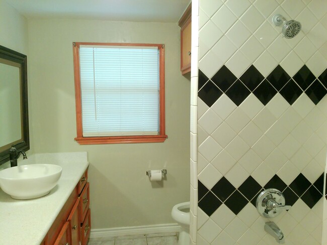 Foto del edificio - 1509 Marine Dr