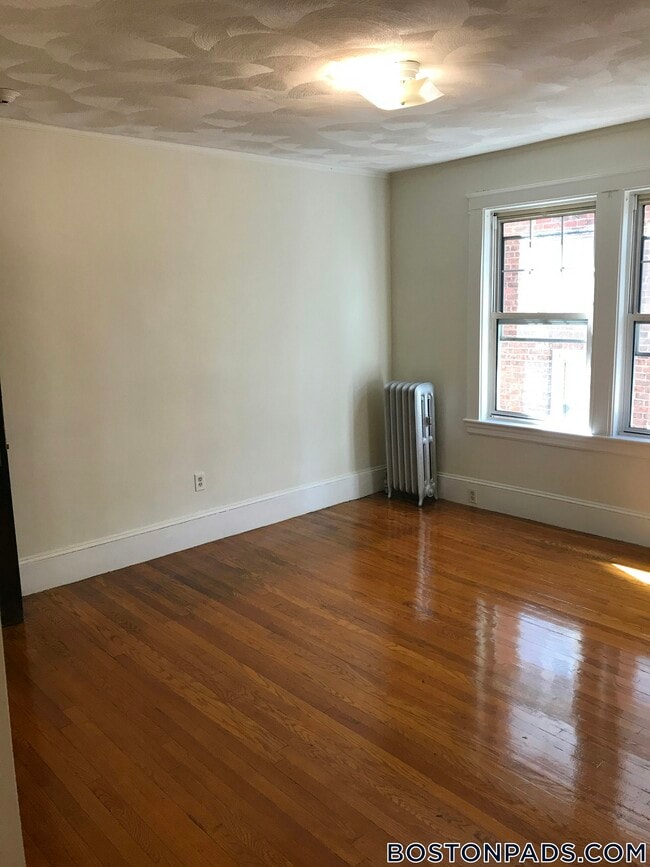 Building Photo - 157 Summer St