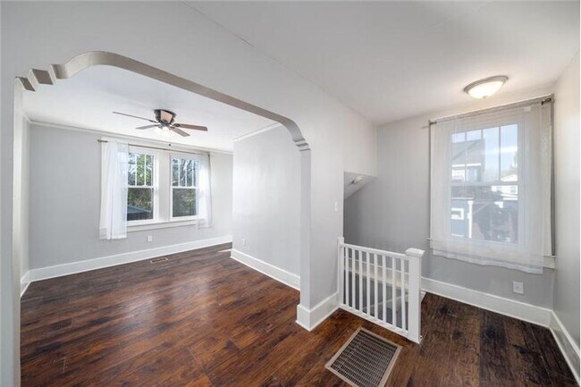 Foto del edificio - 1908 Paulsen St