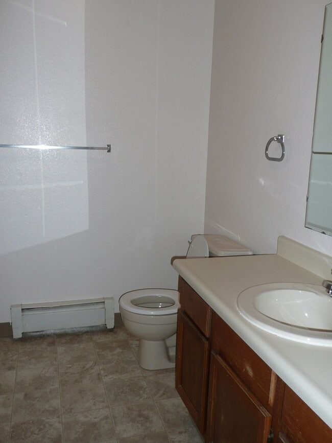 Building Photo - Independence Park 2bed two story washer & dryer in unit
