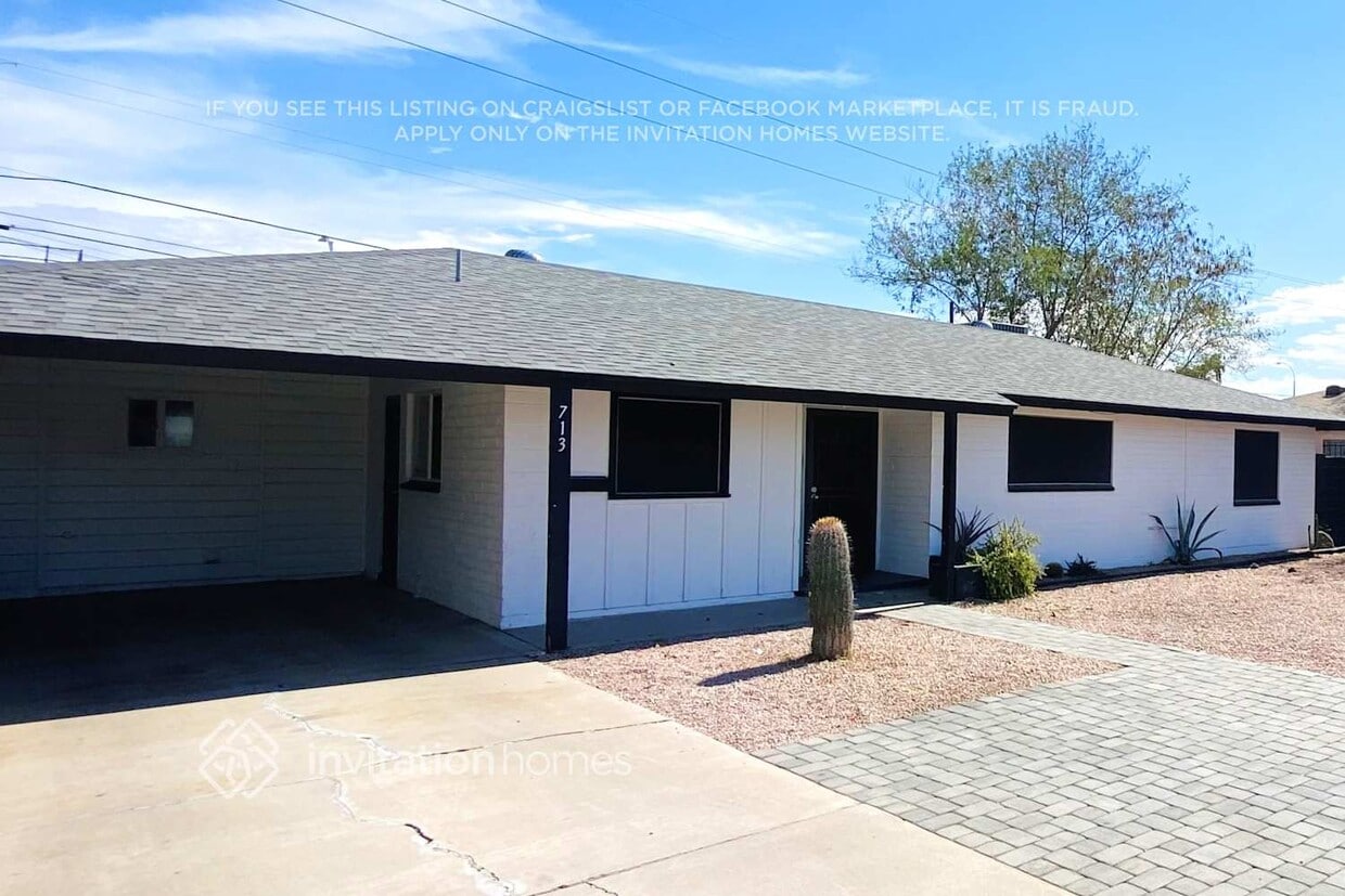 Primary Photo - 713 E Commonwealth Pl
