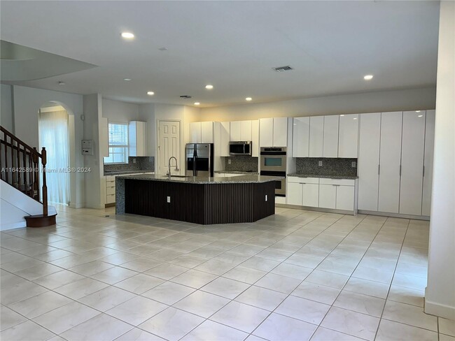 Foto del edificio - 11388 NW 68th St