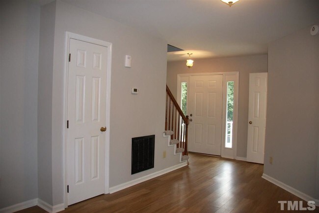 Building Photo - 114 Tapestry Terrace