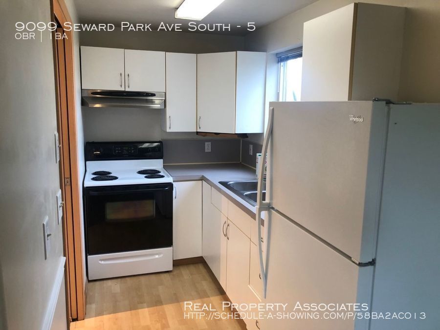 Building Photo - Seward Park Apartment Available