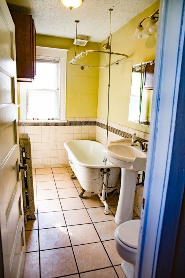 Foto del edificio - 1309-HEN