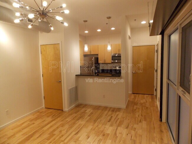 Foto del edificio - 16 W Broad St