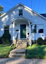 Building Photo - 704 Hale Ave