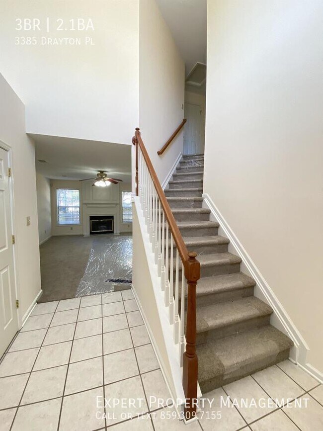 Foto del edificio - 3385 Drayton Pl