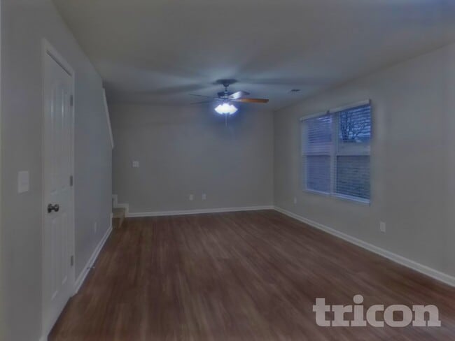 Building Photo - 4729 Brewer Dr