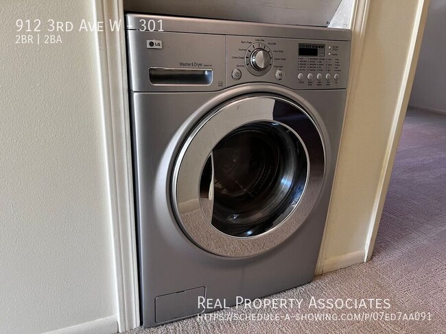 Building Photo - 912 3rd Ave W