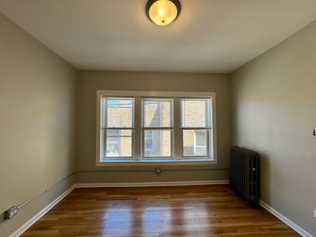 Foto del edificio - 4908 N Saint Louis Ave