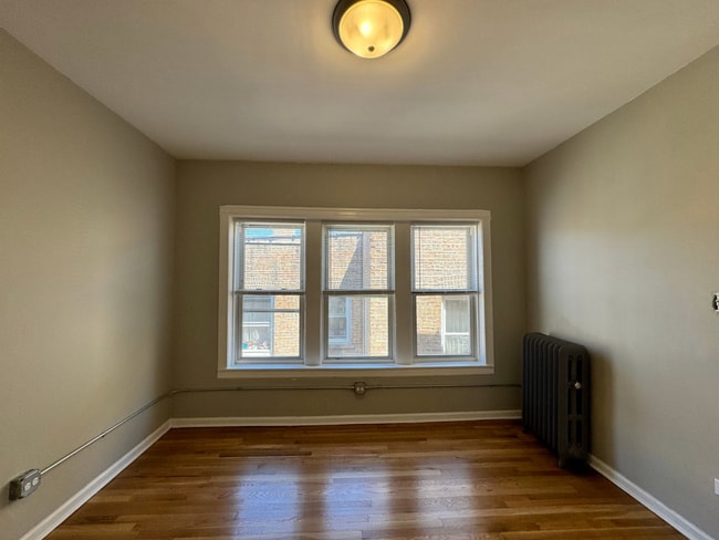 Building Photo - 4908 N Saint Louis Ave