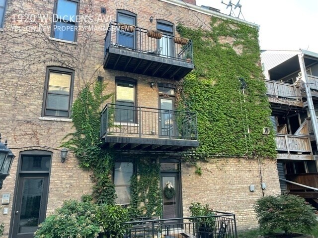 Foto principal - 1920 W Dickens Ave