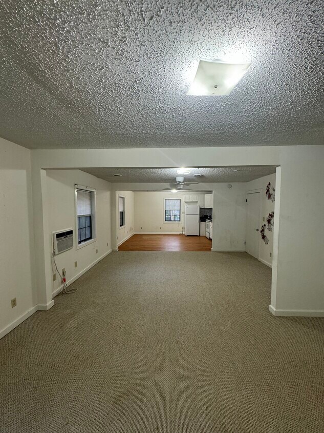 Primary Photo - 3583 Midway Rd