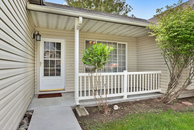 Foto del edificio - 11793 Shelburne St