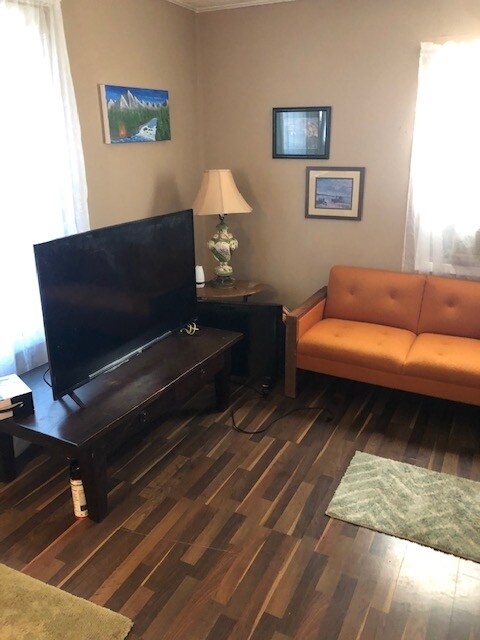 Foto del edificio - 9204 Argyle Ave