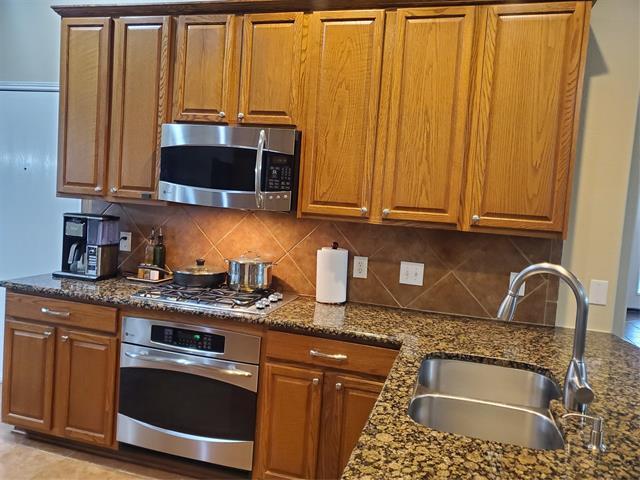 Building Photo - 12567 Hawk Creek Dr