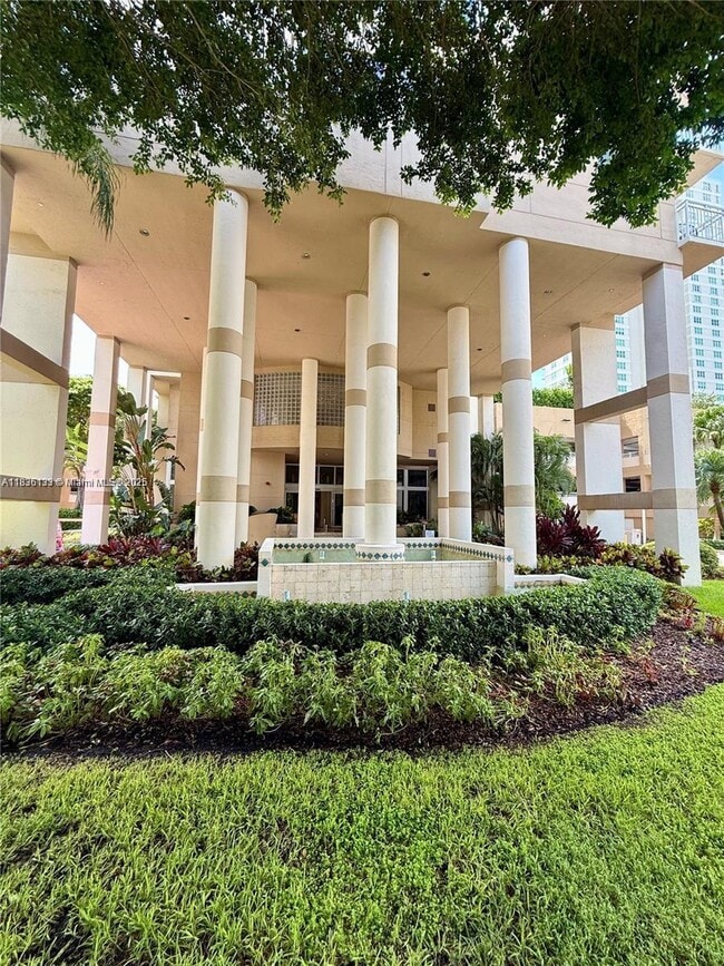 Foto del edificio - 770 Claughton Island Dr