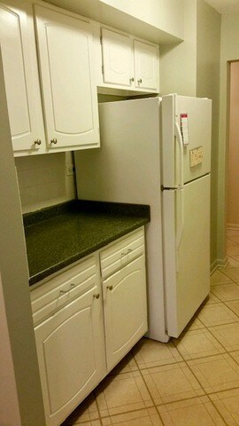 Foto del edificio - 2275 Country Club Dr