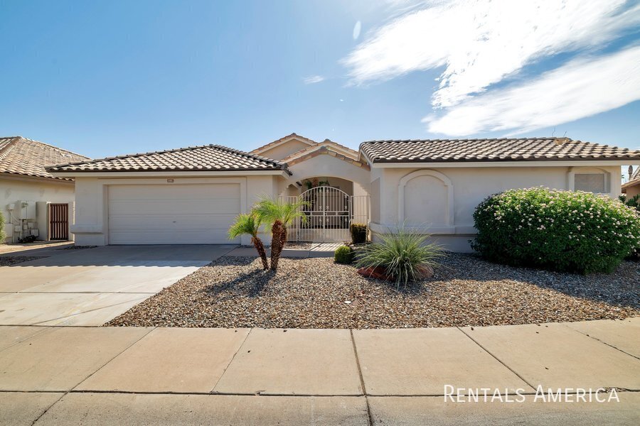 Foto principal - 14221 W Shawnee Trail
