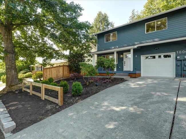 Building Photo - 1004 McDonald Ave