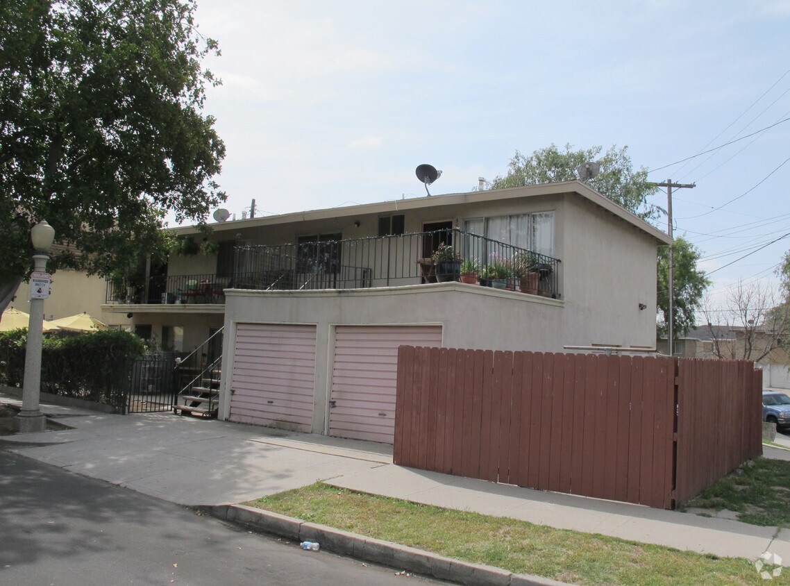Primary Photo - Berkshire Apartments