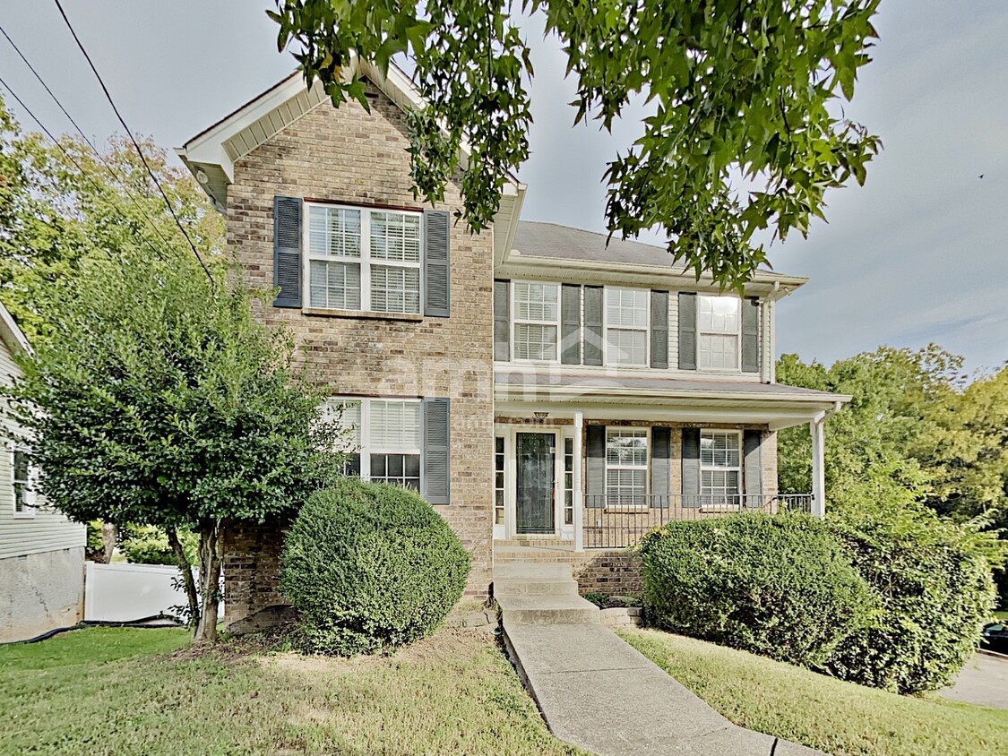 Foto principal - 1805 N Bonham Ct