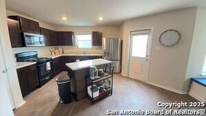 Foto del edificio - 9930 Spotted Rose