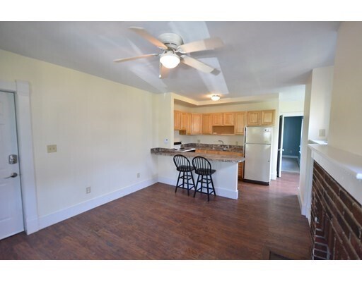 Foto del edificio - 272 Greenwood St