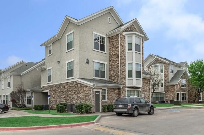 Building Photo - 4101 Delafield Ln