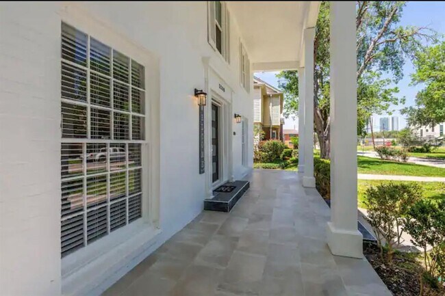 Foto del edificio - 3208 Shenandoah St