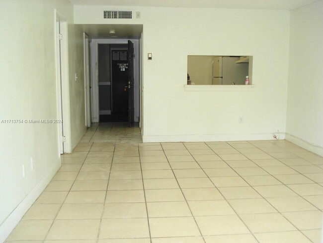 Foto del edificio - 1 bedroom in North Miami FL 33169