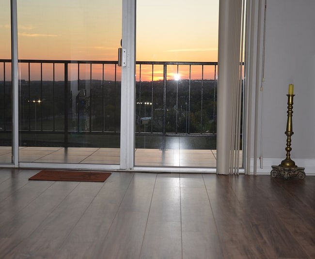 Photo - 7039 San Pedro Ave Apartment