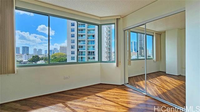 Building Photo - 1314 Kalakaua Ave