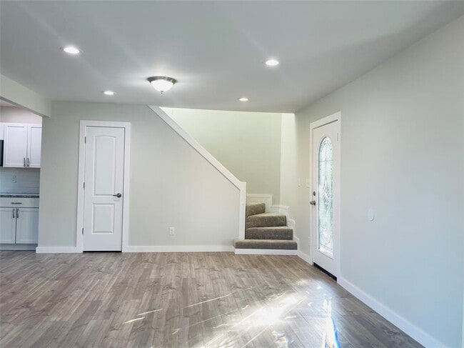 Building Photo - 1032 Hoke Smith Dr