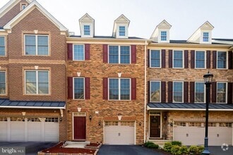 Building Photo - 42624 Lisburn Chase Ter