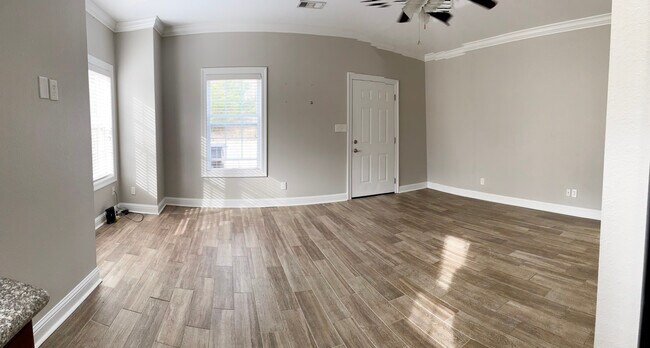 Sala de estar - 919 Muirfield Dr