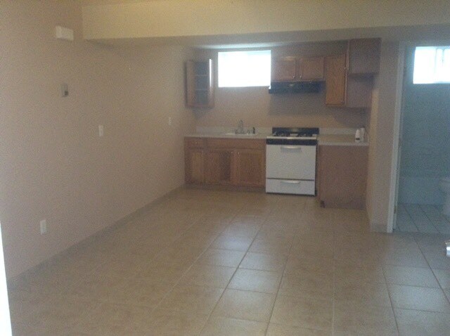 Foto del edificio - 18 Almond St