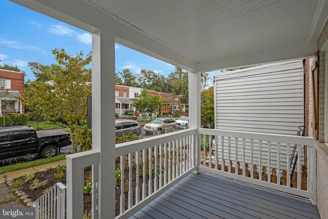 Building Photo - 3030 Manning St