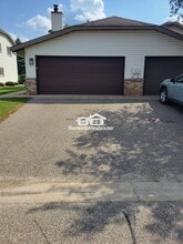 Building Photo - 1331 67th Ln N