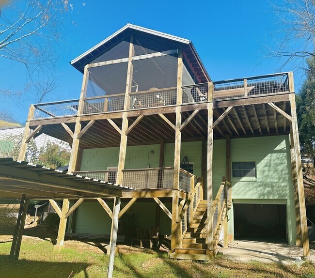 Foto del edificio - 56 Beverly Rd W