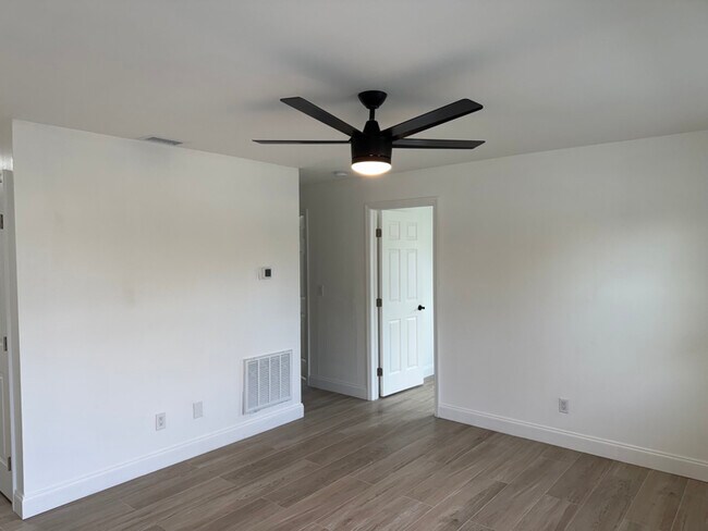 Foto del edificio - 9466 Tacoma Ave