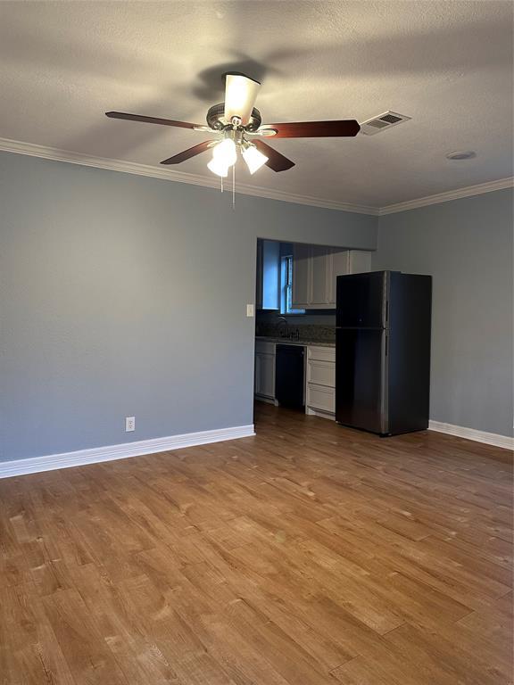 Building Photo - 6390 Bonanza Dr
