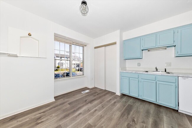 Foto del edificio - 13303 Country Ridge Dr