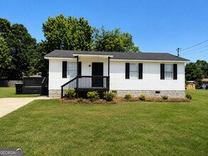 Building Photo - 116 Bradley Cir