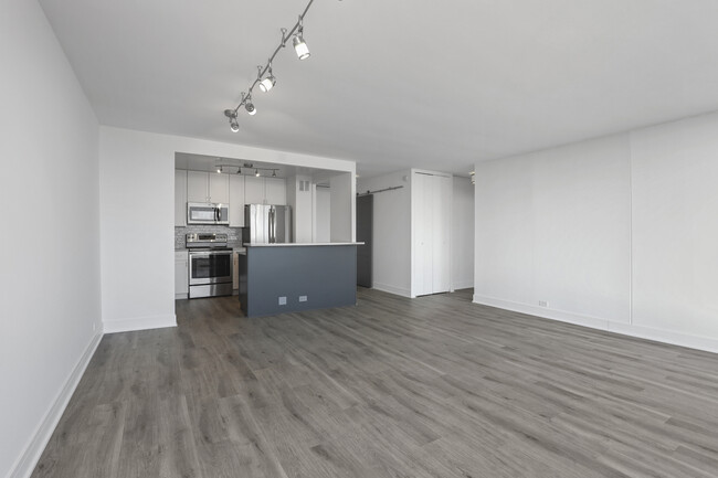Foto del edificio - 5445 N Sheridan Rd