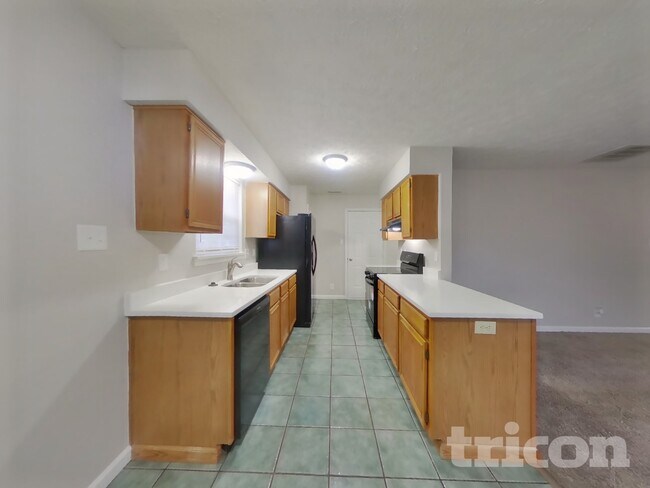 Foto del edificio - 1712 Beckenbauer Ln